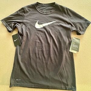 NWT Nike Boys Black Dri-FIT T-Shirt Size YXL​